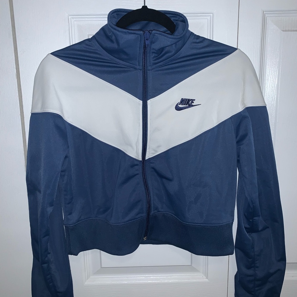 NIKE TRACK SUIT!